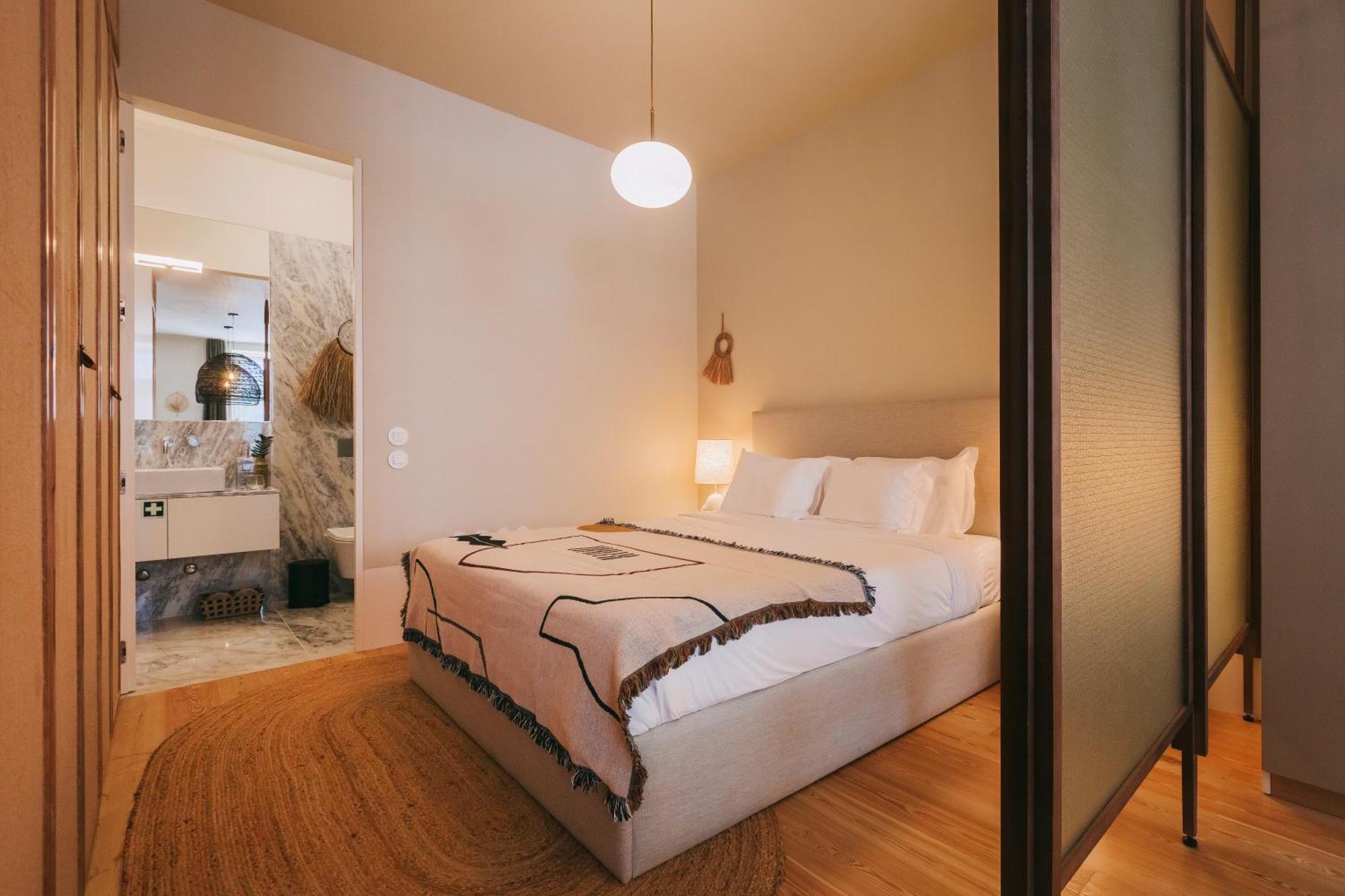 Village Aparthotel By Boa Πόρτο Δωμάτιο φωτογραφία A bedroom at the hotel